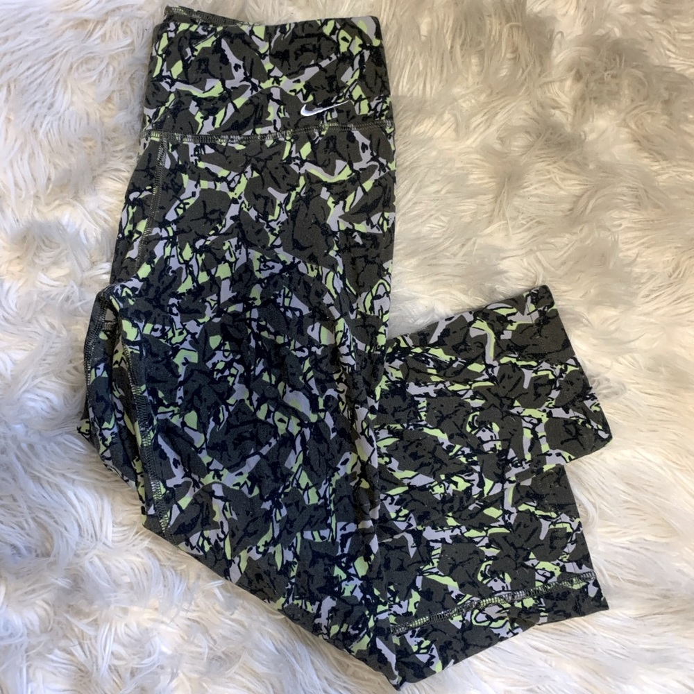 Nike capris